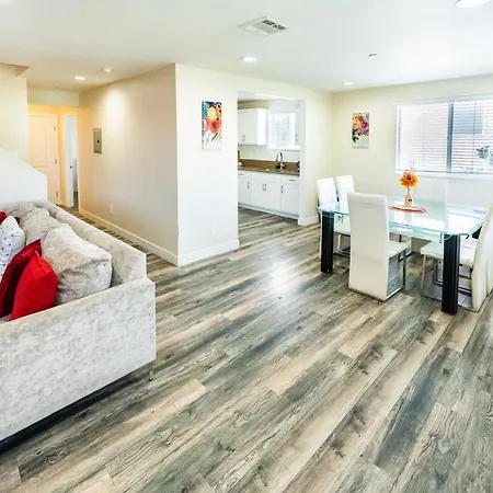 Large Chic 5-Bedroom 3 Bathroom Clost To Downtown La Los Angeles Exterior photo