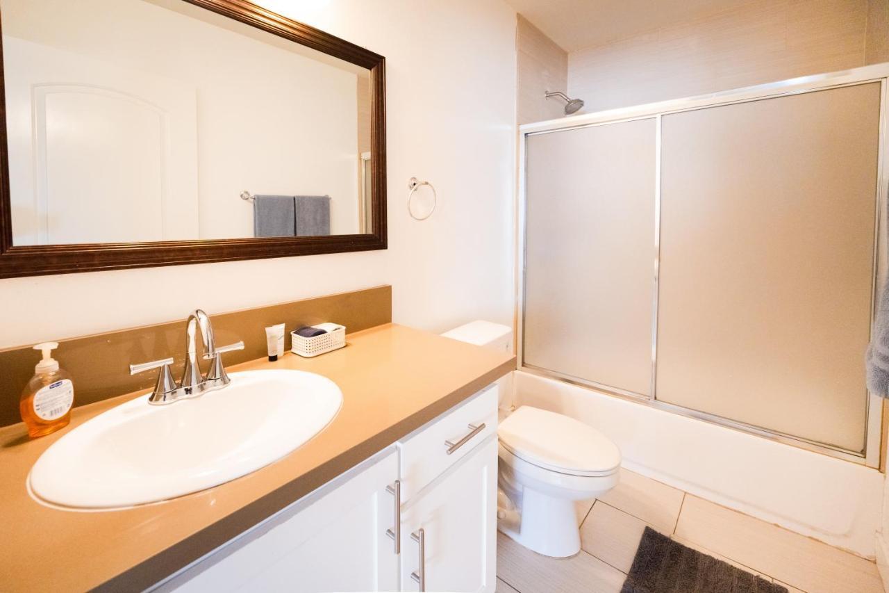 Large Chic 5-bedroom 3 Bathroom Clost To Downtown La Apartment Los Angeles